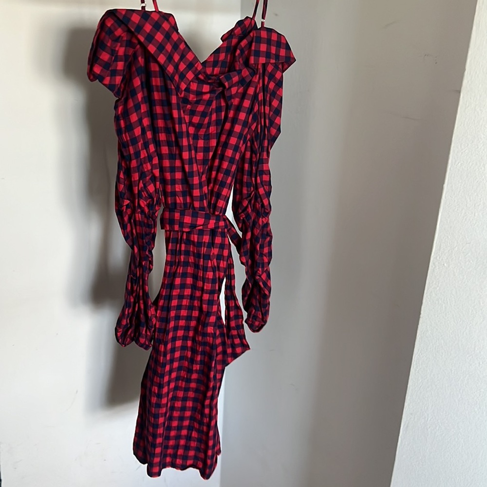 Dress - Picture 3 of 3